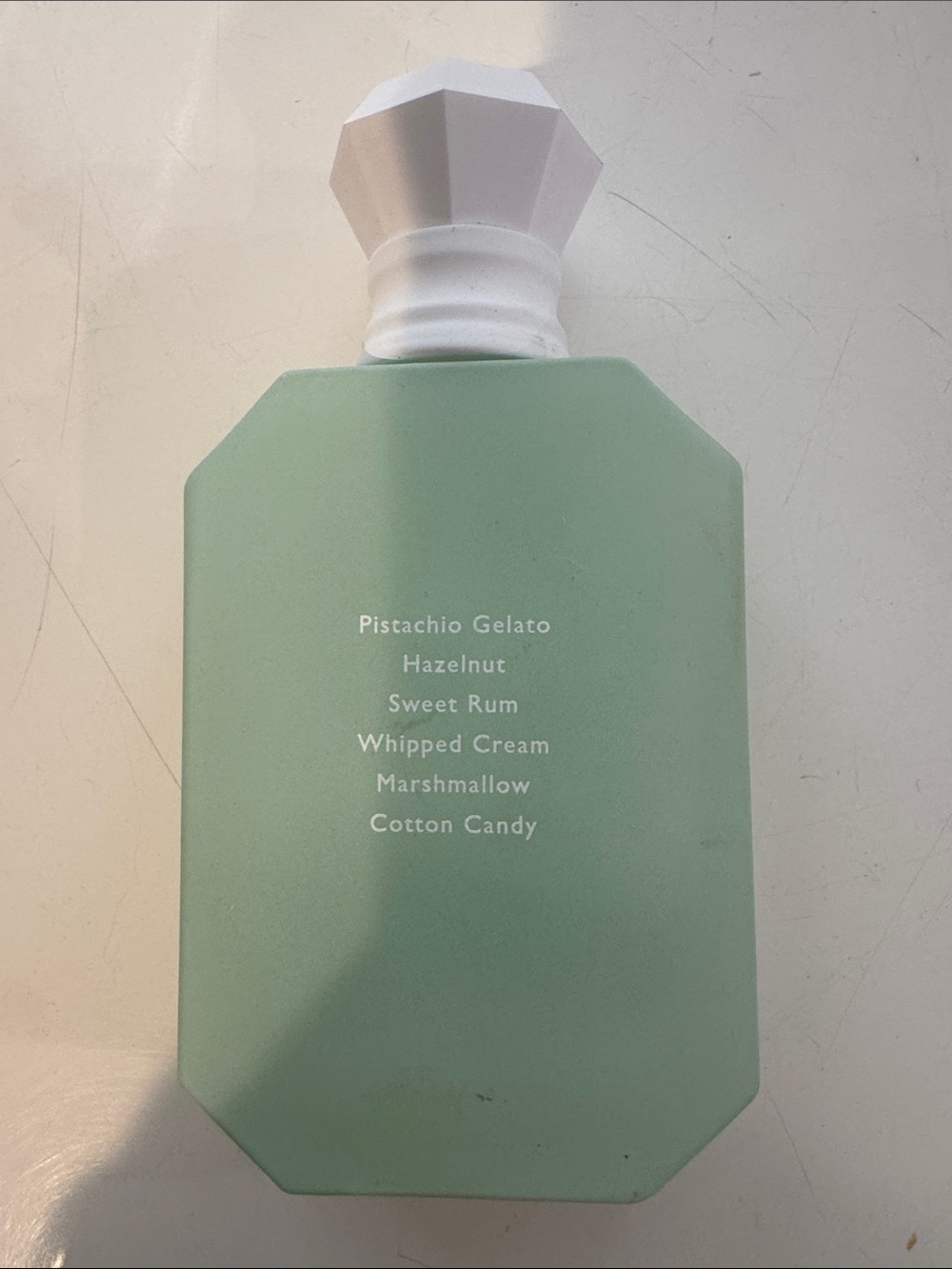 Kayali Yum Pistachio Gelato 33 Fragrance - Green - Picture 2 of 5